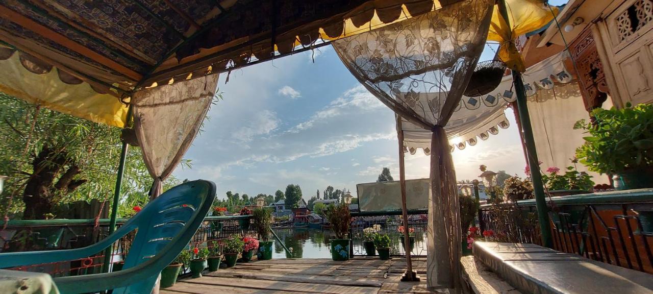 Green View Group Of Houseboats Srinagar  Phòng bức ảnh