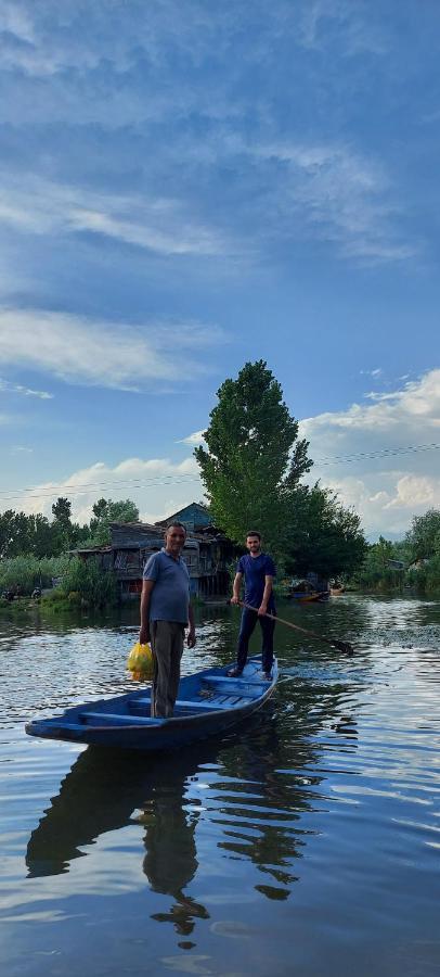 Green View Group Of Houseboats Hotel Srinagar  Phòng bức ảnh